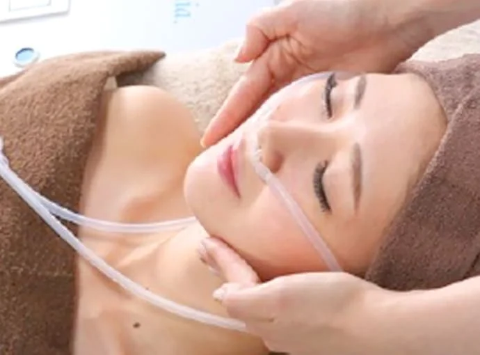 鼻からの吸引イメージ